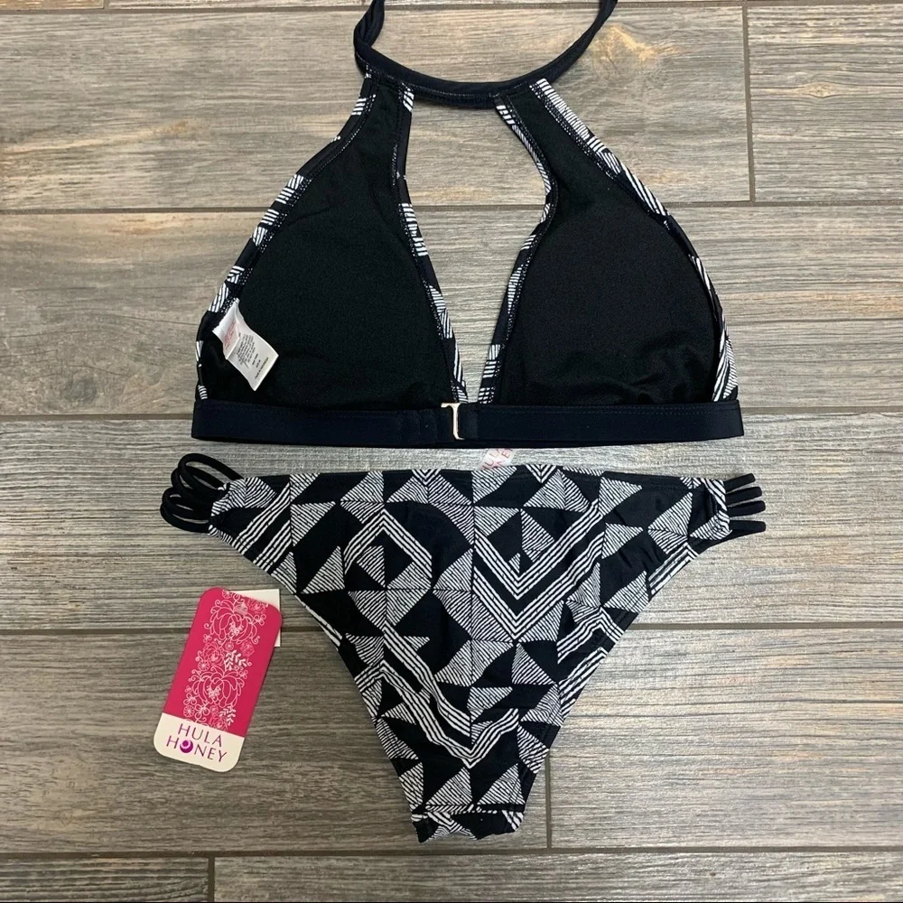 Hula Honey Juniors Bikini Halter Top & Bottom Medium Maze Muse Black & White - Picture 4 of 8
